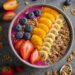 Smoothie bowl sehat dengan buah segar dan granola
